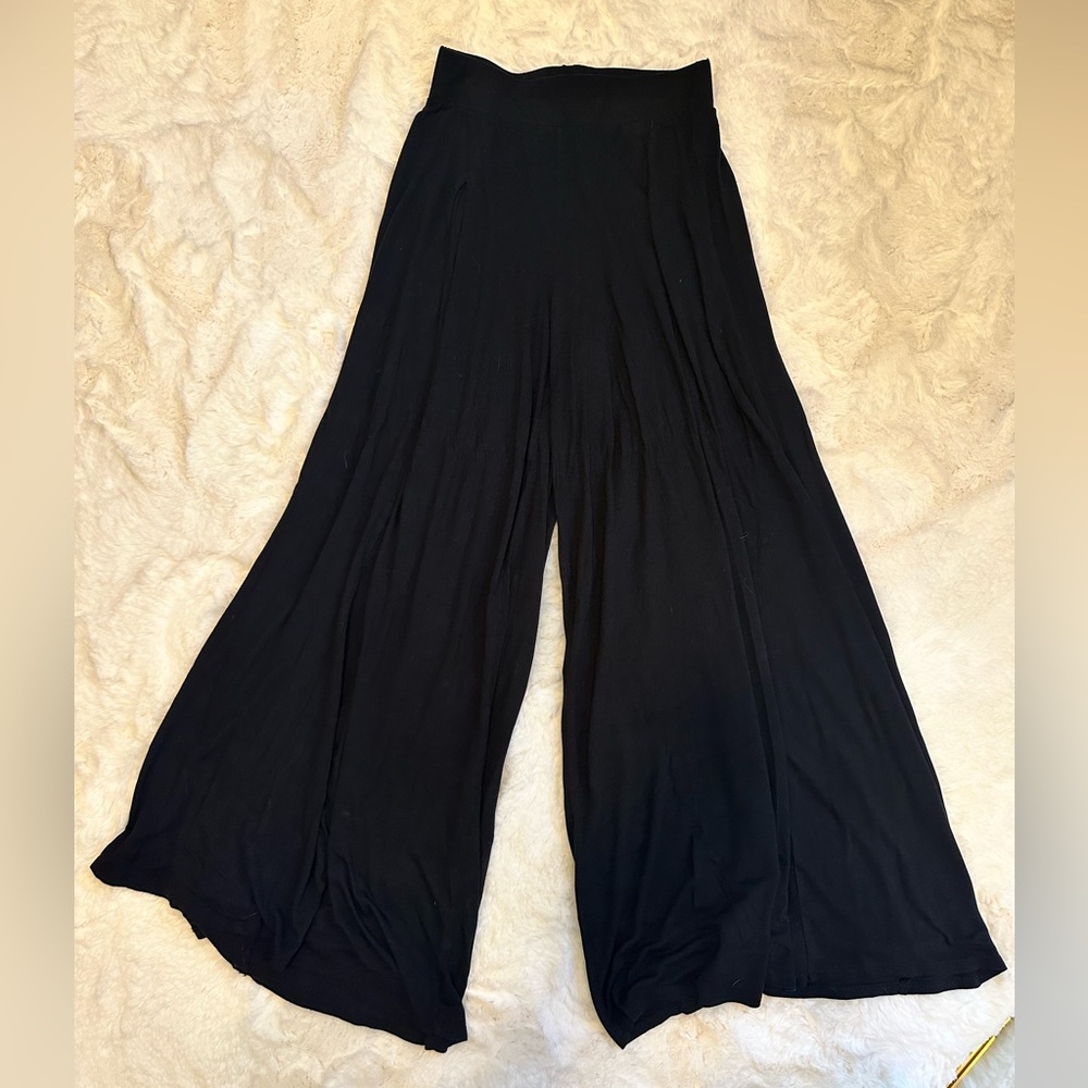 Forever 21 black palooza pants size S
